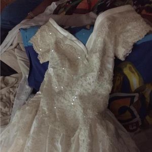 Wedding dress